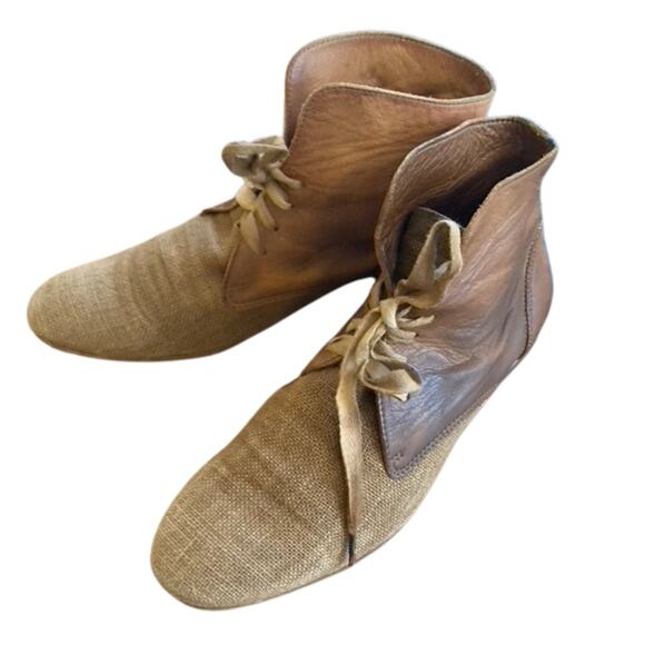 Hudson Distressed Leather and Linen Ankle Boots - Size 38 - Rustic Boho Style - Picture 3 of 8